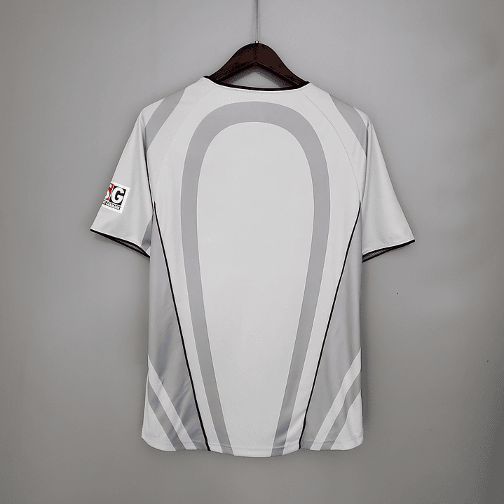 Paris Saint-Germain Away Kit 2001-02