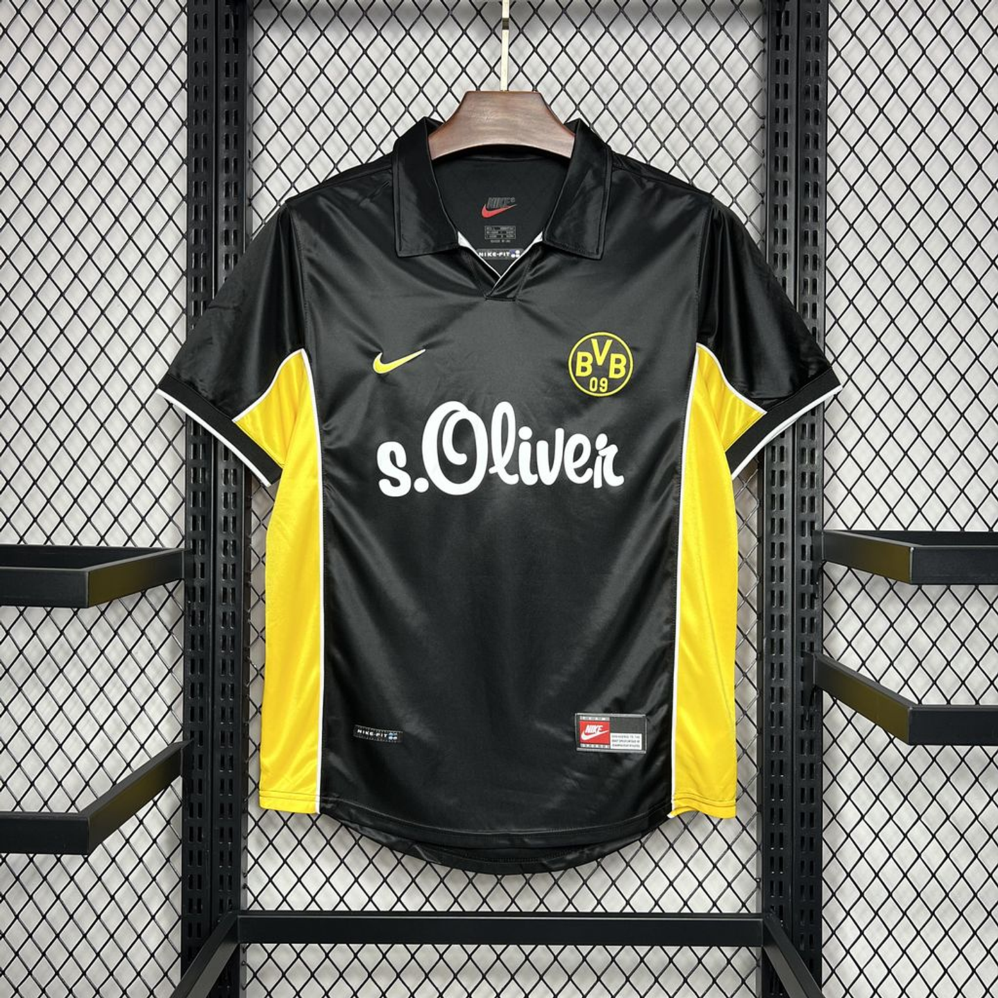 Borussia Dortmund Home Kit 1998-00