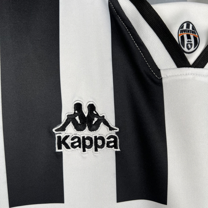 Juventus Home Kit 1996-97