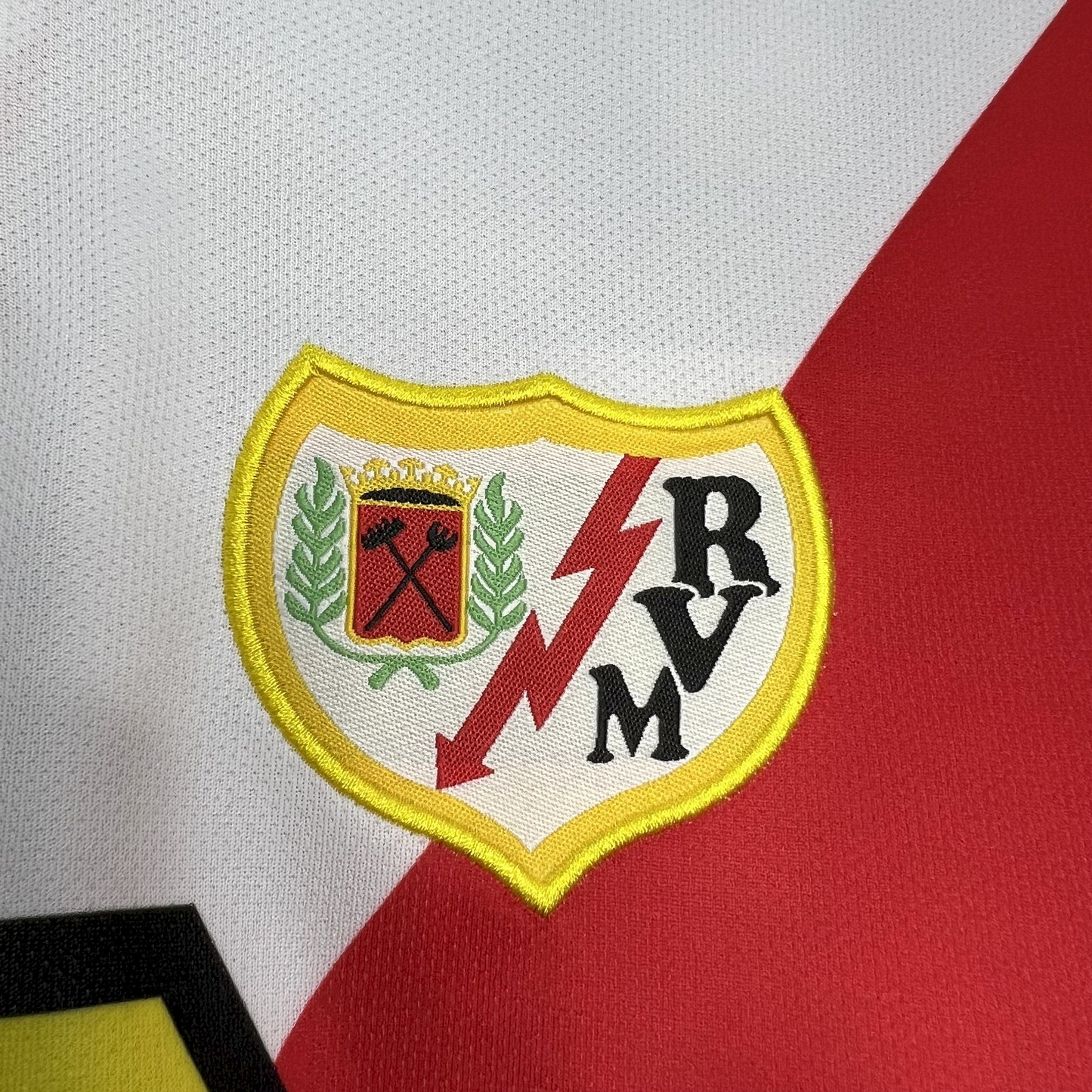 Rayo Vallecano Home Kit 2001-02