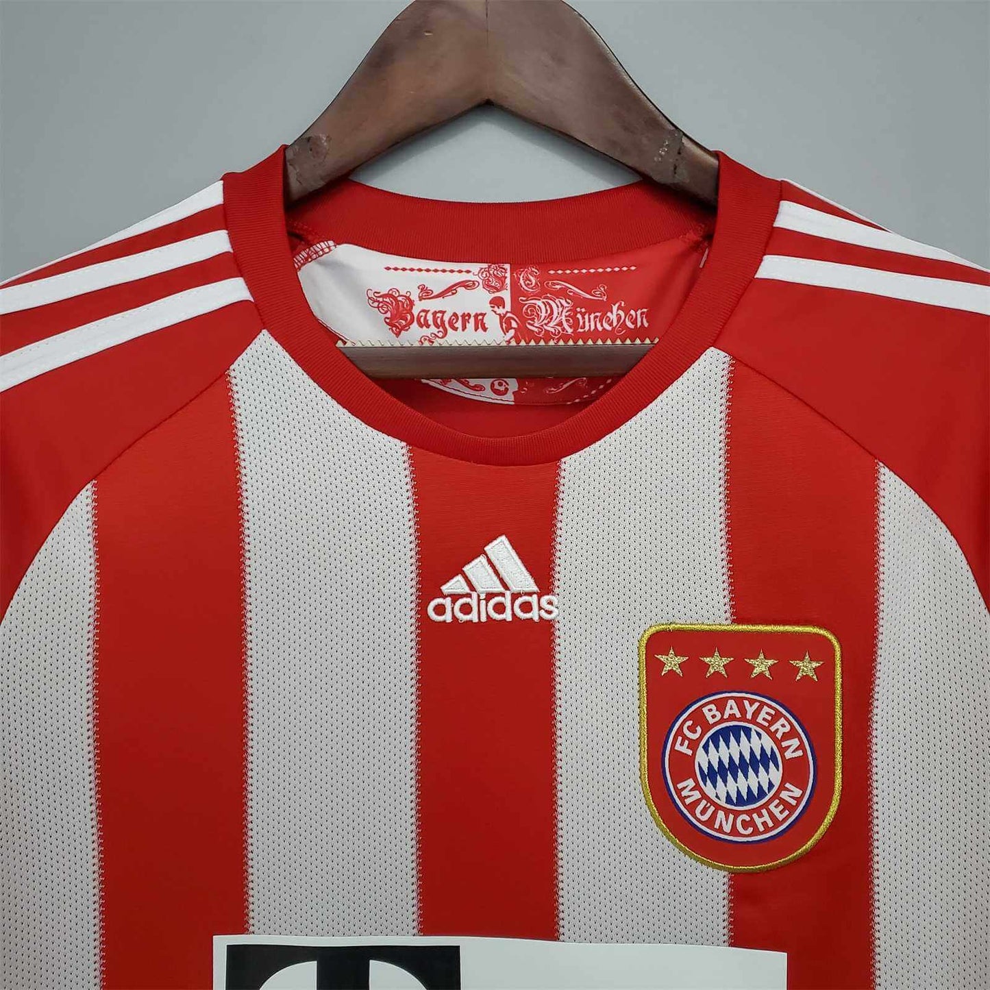 Bayern Munich Home Kit 2010-11