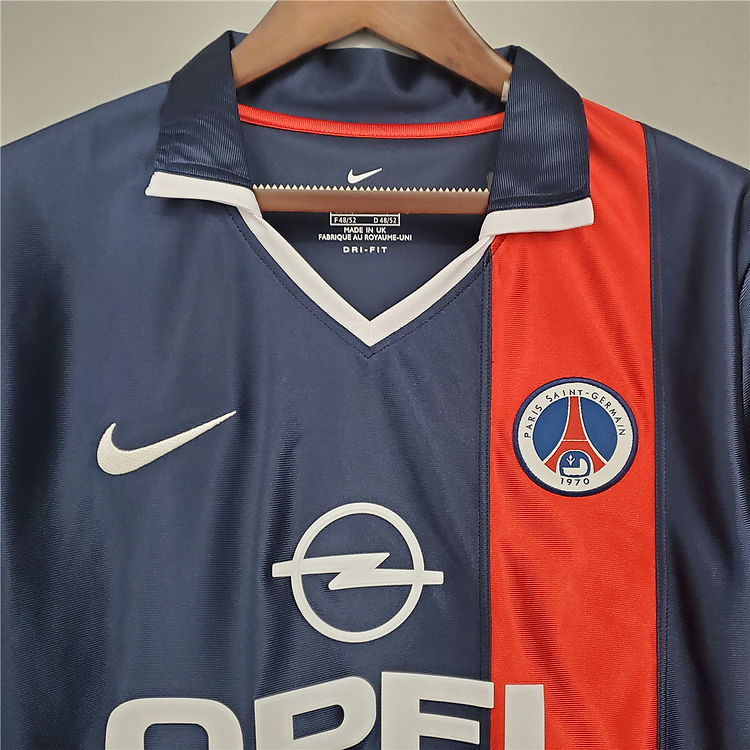 Paris Saint-Germain Home Kit 2001-02