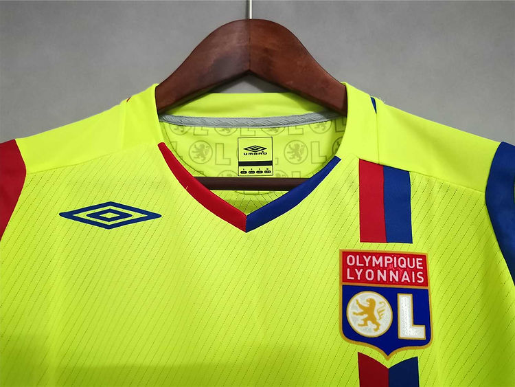 Lyon Away Kit 2008-09