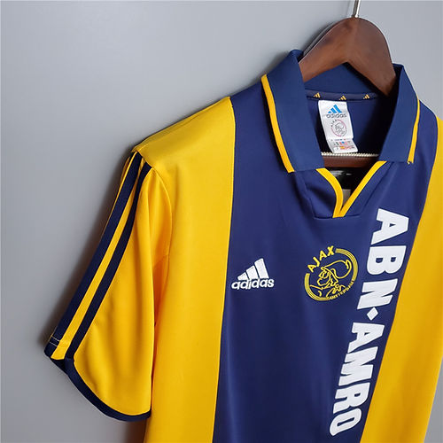 Ajax Away Kit 2000-01