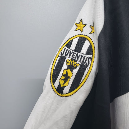 Juventus Home Kit 1997-98