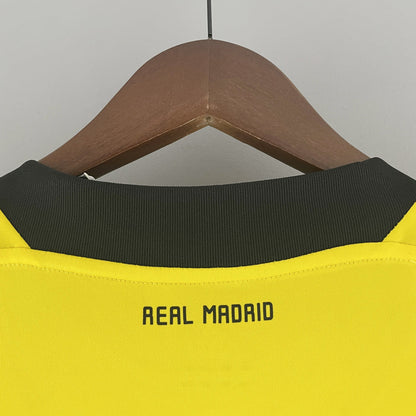 Real Madrid Goalkeeper Kit 2011-12