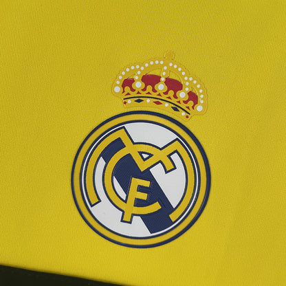 Real Madrid Goalkeeper Kit 2011-12