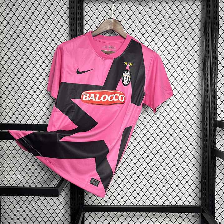 Juventus Away Kit 2011-12