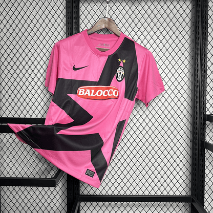 Juventus Away Kit 2011-12