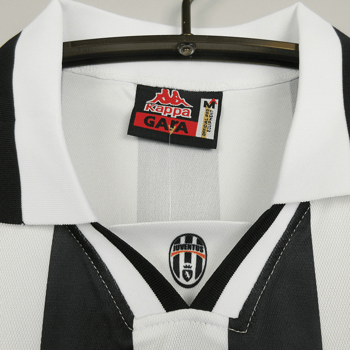 Juventus Home Kit 1994-95