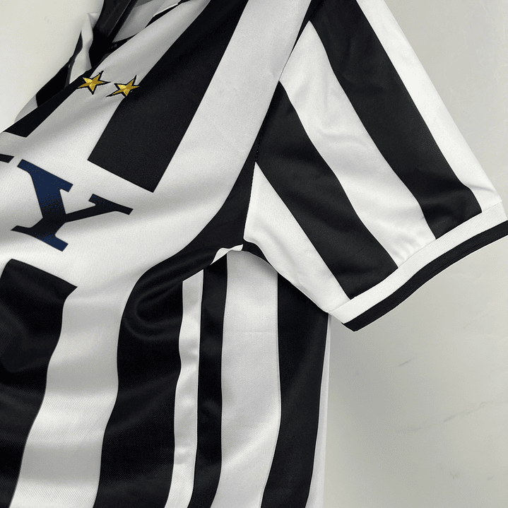 Juventus Home Kit 1996-97