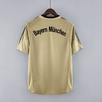 Bayern Munich Away Kit 2004-05