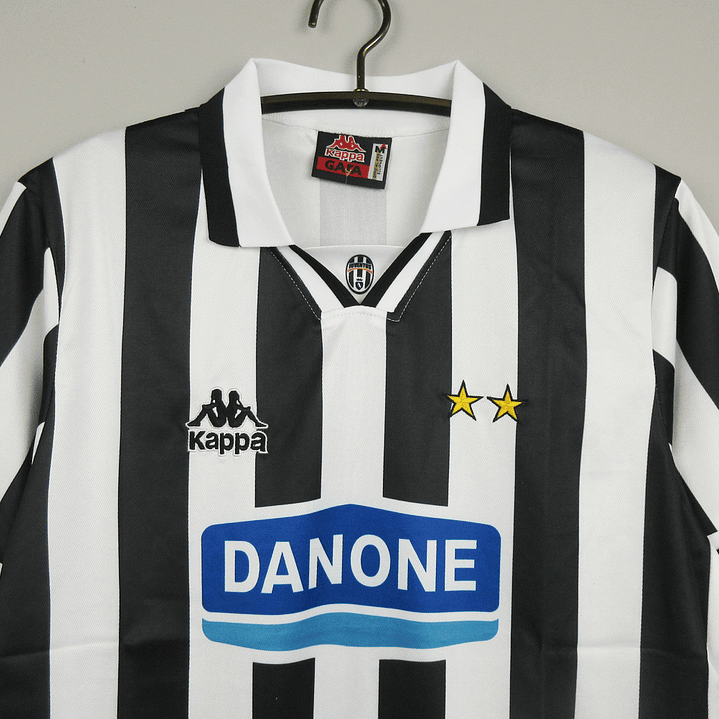 Juventus Home Kit 1994-95