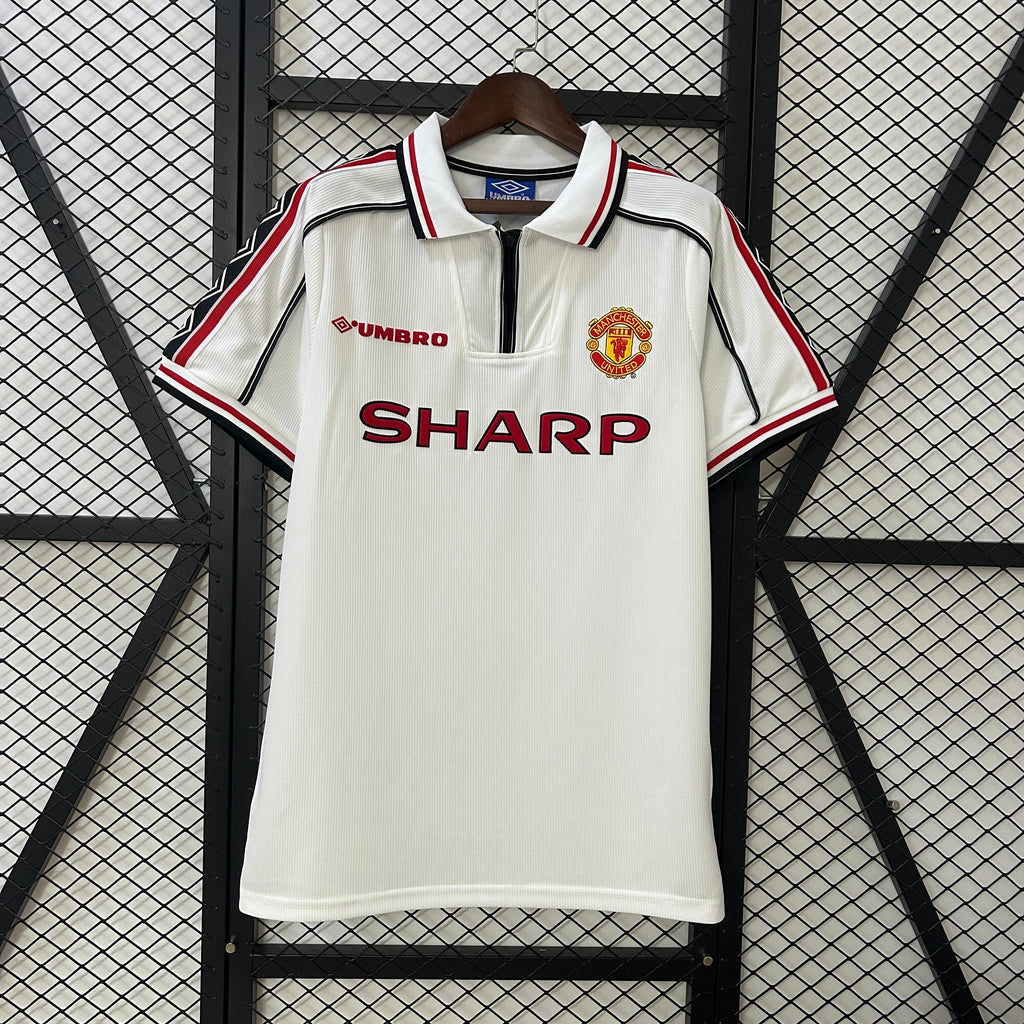 Manchester United Commemorative Edition Kit 1998-99