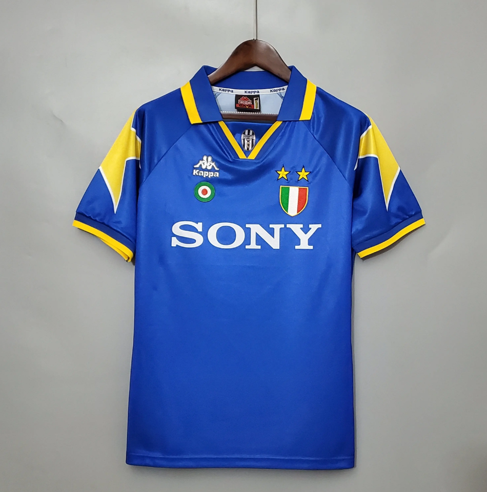 Juventus Away Kit 1995-96