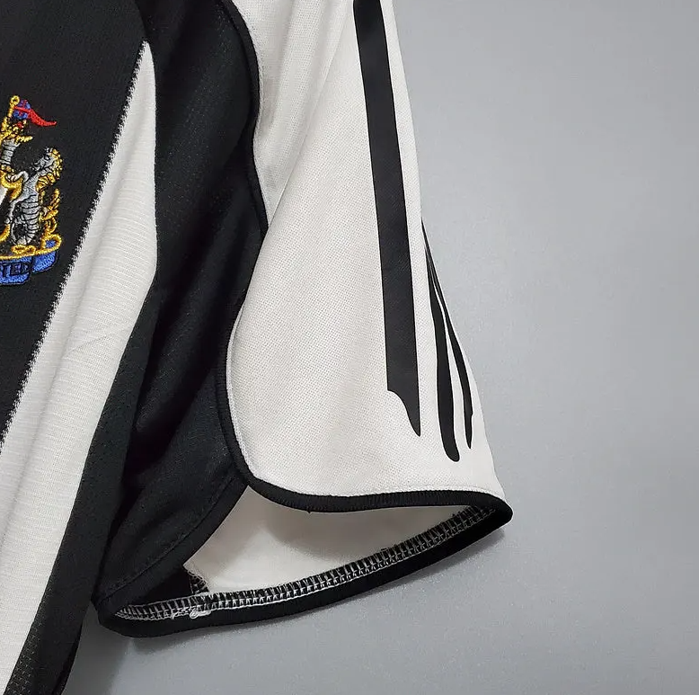 Newcastle United Home Kit 2005-06