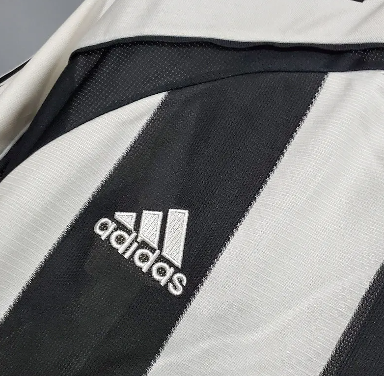 Newcastle United Home Kit 2005-06