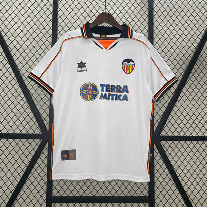 Valencia Home Kit 1999-00
