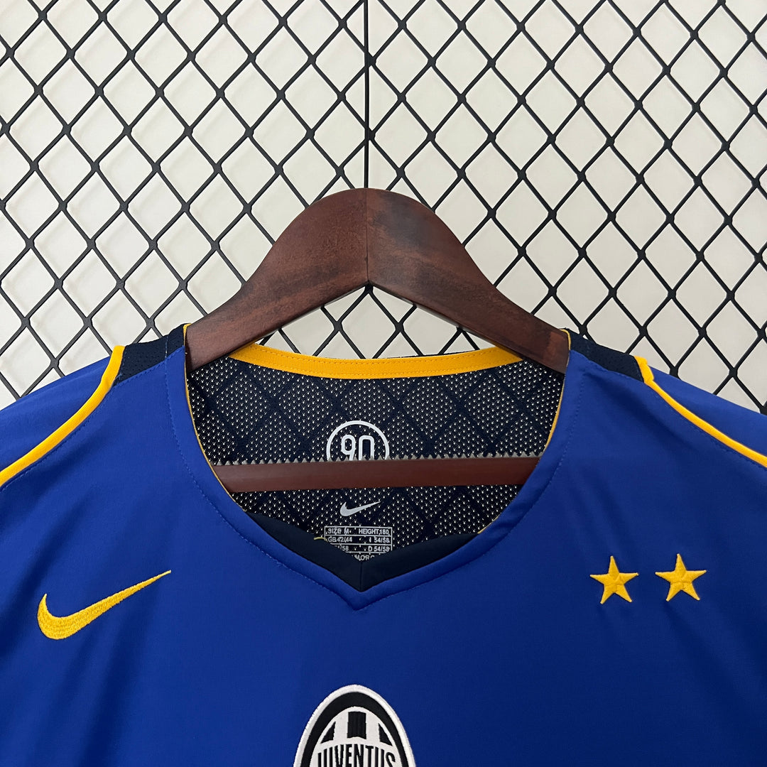Juventus Away Kit 2004-05