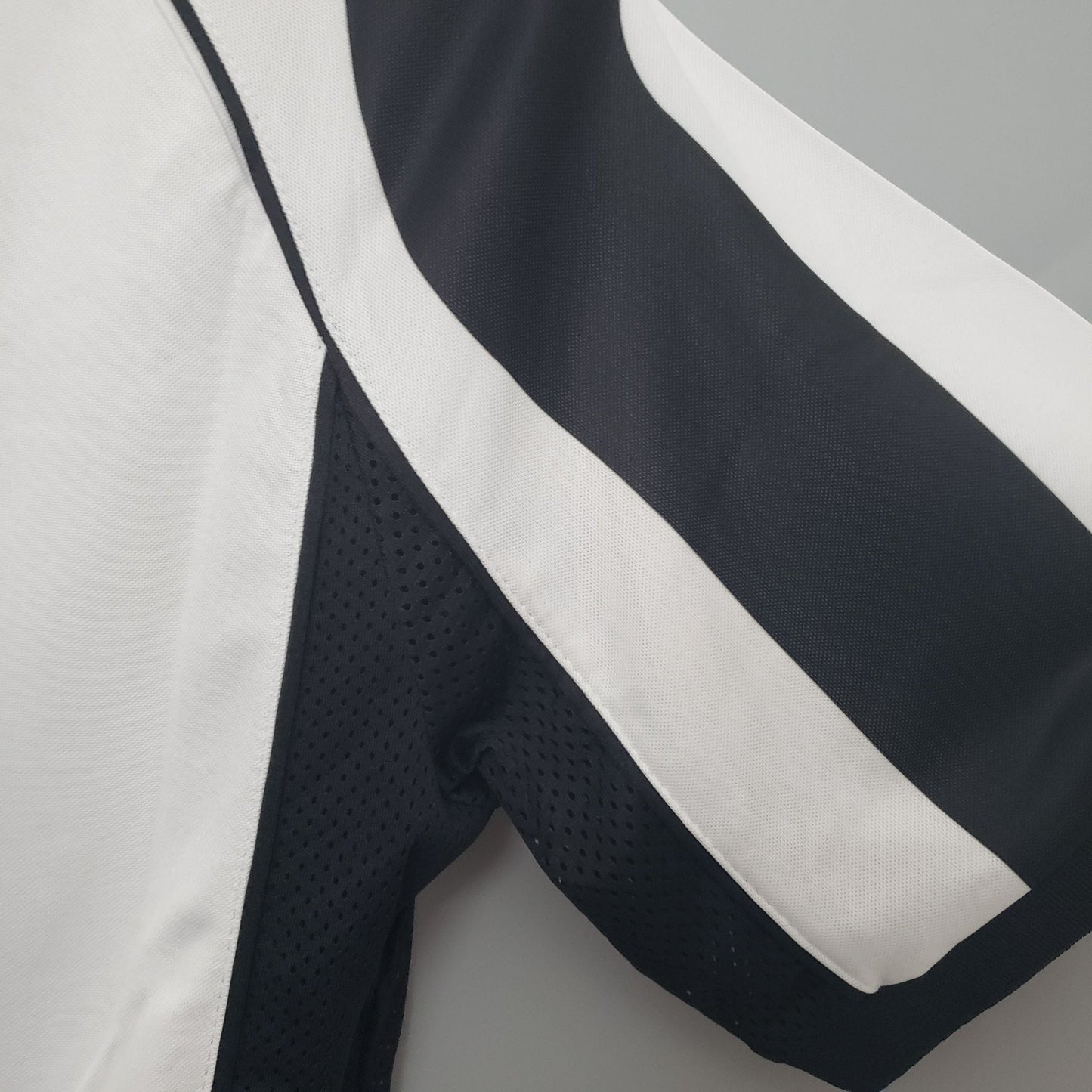 Juventus Home Kit 1997-98