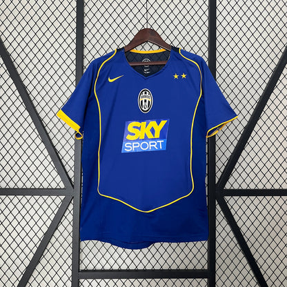 Juventus Away Kit 2004-05