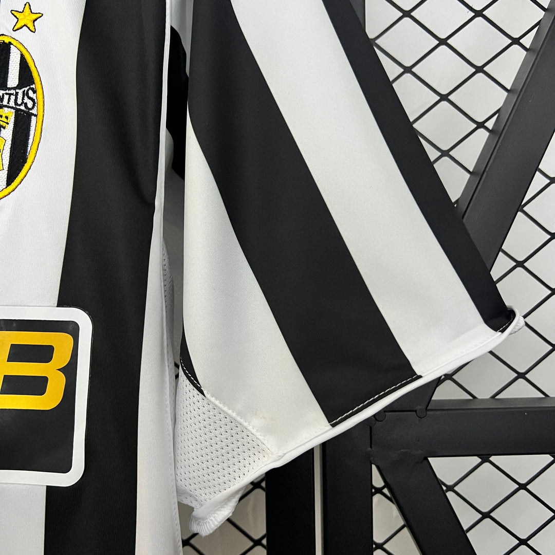 Juventus Home Kit 2003-04