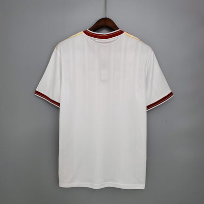 Liverpool Away Kit 1985-86